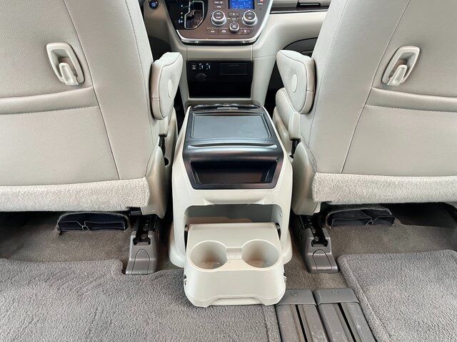 2016 Toyota Sienna XLE Premium Carrollton TX