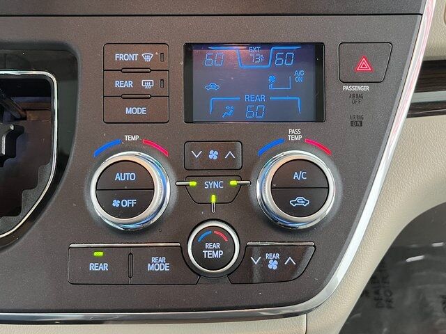 2016 Toyota Sienna XLE Premium Carrollton TX