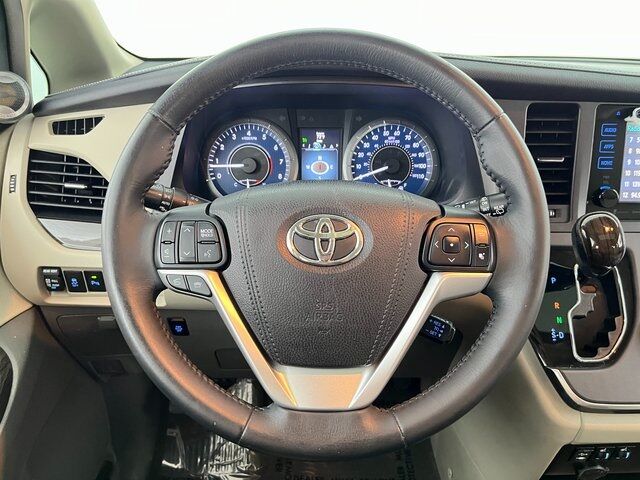 2016 Toyota Sienna XLE Premium Carrollton TX