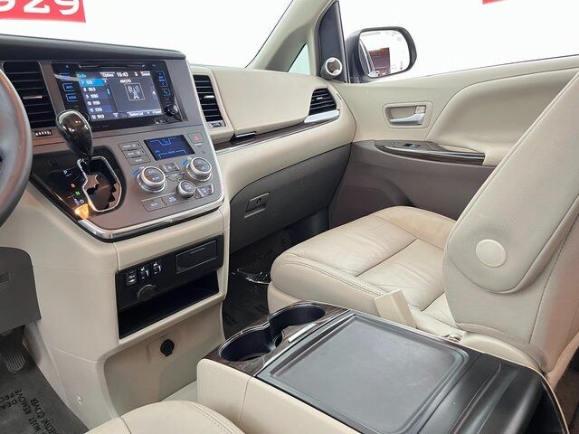 2016 Toyota Sienna XLE Premium Carrollton TX