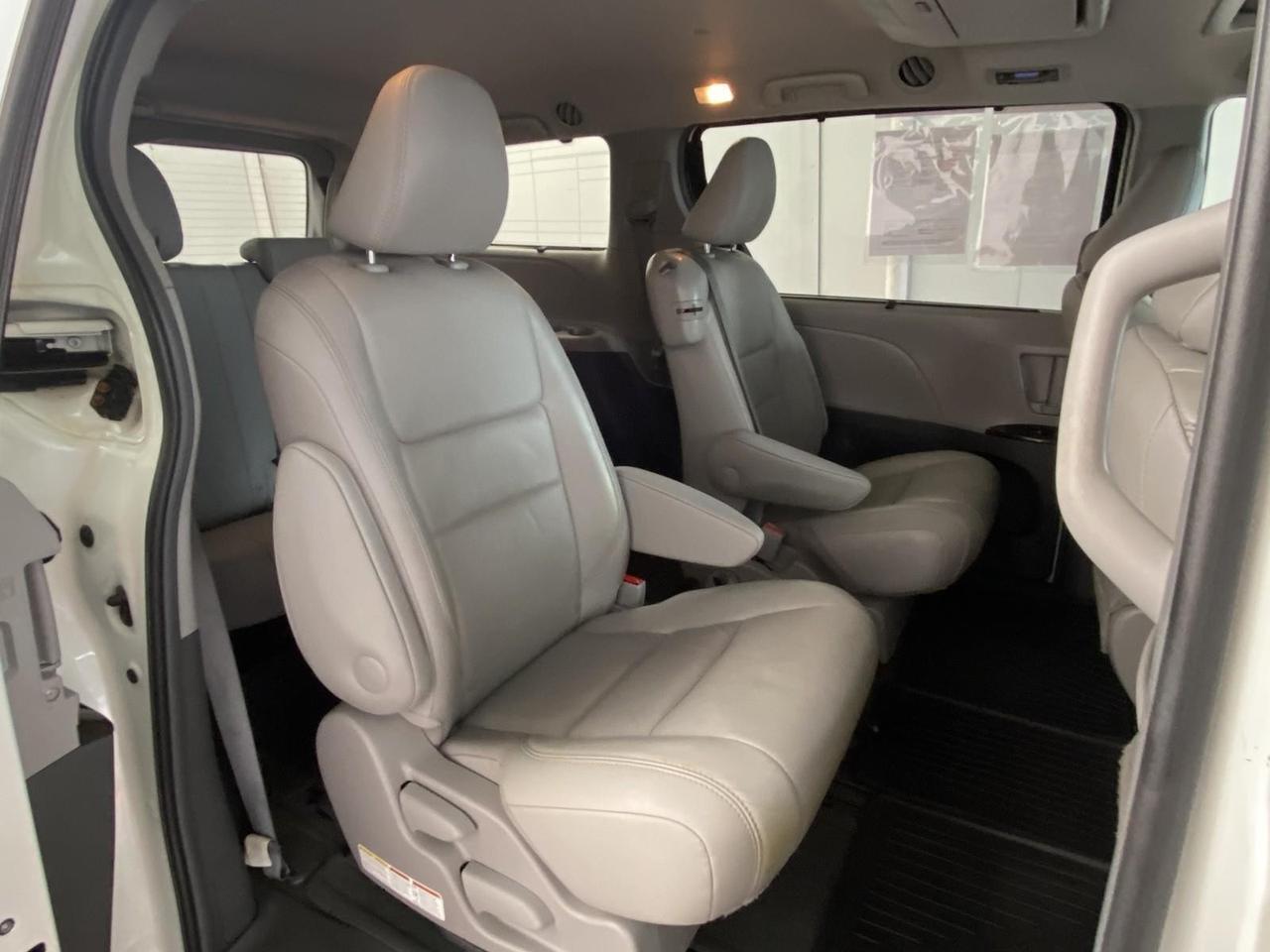 2016 Toyota Sienna XLE Premium Richmond Hill NY