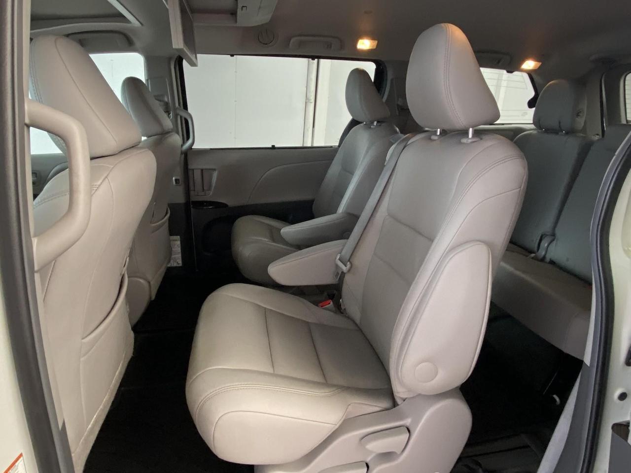 2016 Toyota Sienna XLE Premium Richmond Hill NY