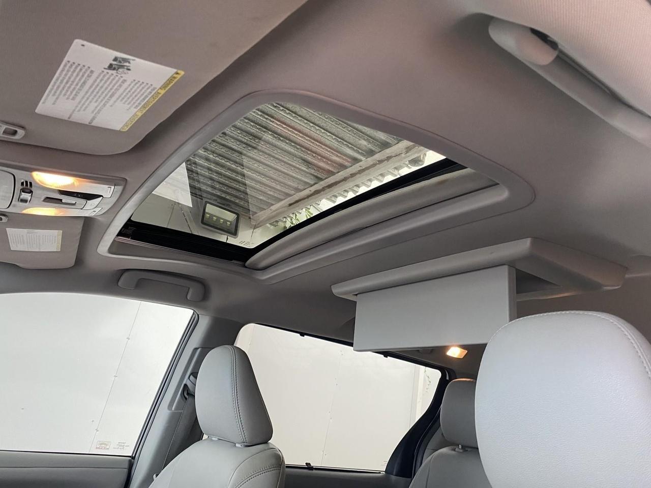 2016 Toyota Sienna XLE Premium Richmond Hill NY