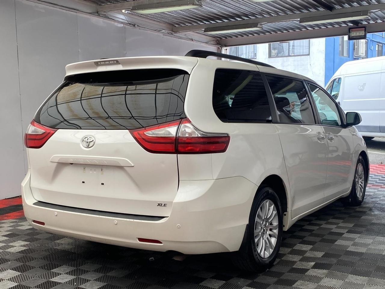 2016 Toyota Sienna XLE Premium Richmond Hill NY