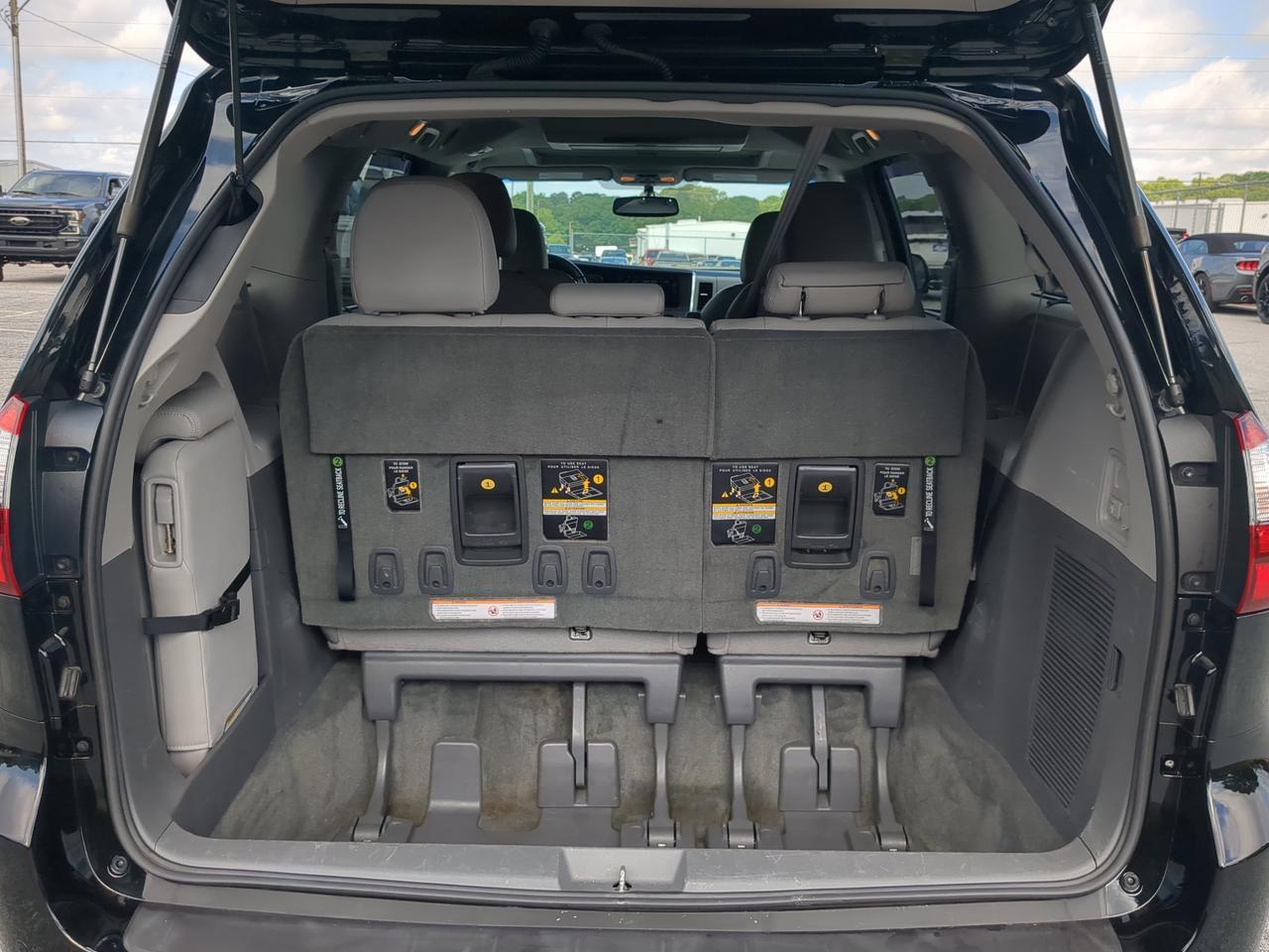 2016 Toyota Sienna XLE Premium Winder GA