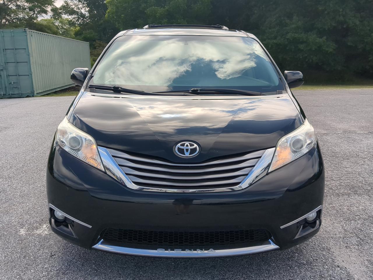 2016 Toyota Sienna XLE Premium Winder GA