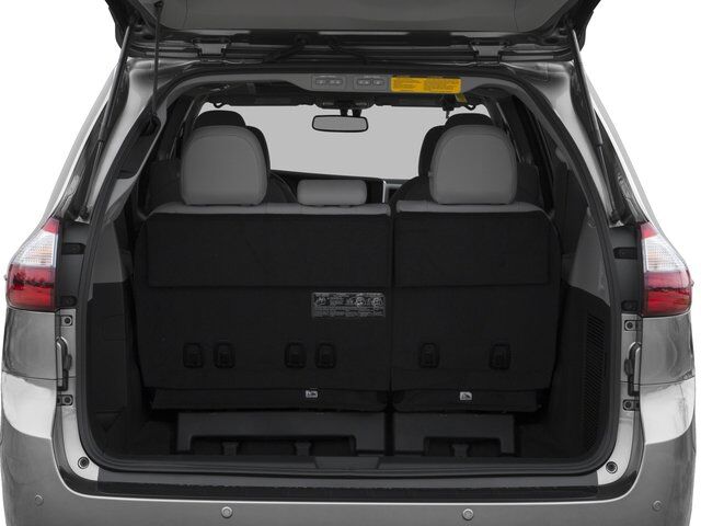 2016 Toyota Sienna XLE Premium Winder GA