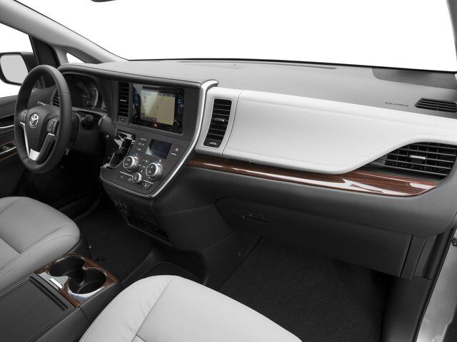 2016 Toyota Sienna XLE Premium Winder GA