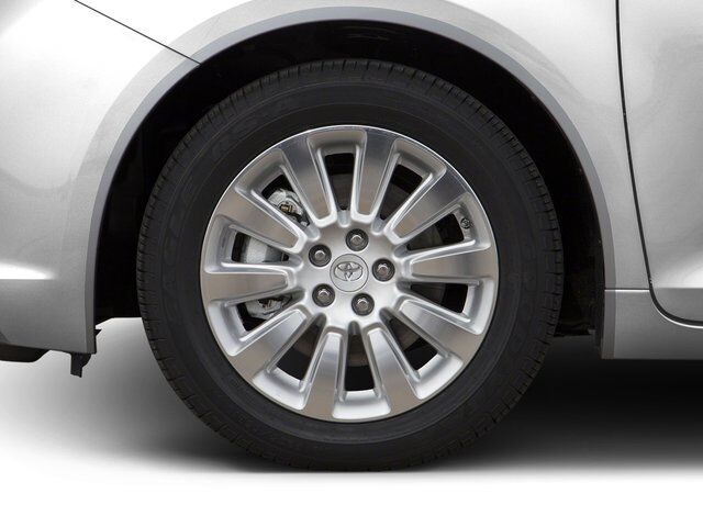 2016 Toyota Sienna XLE Premium Winder GA