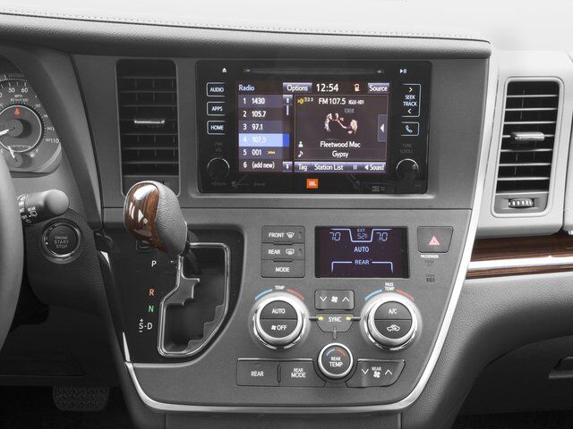 2016 Toyota Sienna XLE Premium Winder GA
