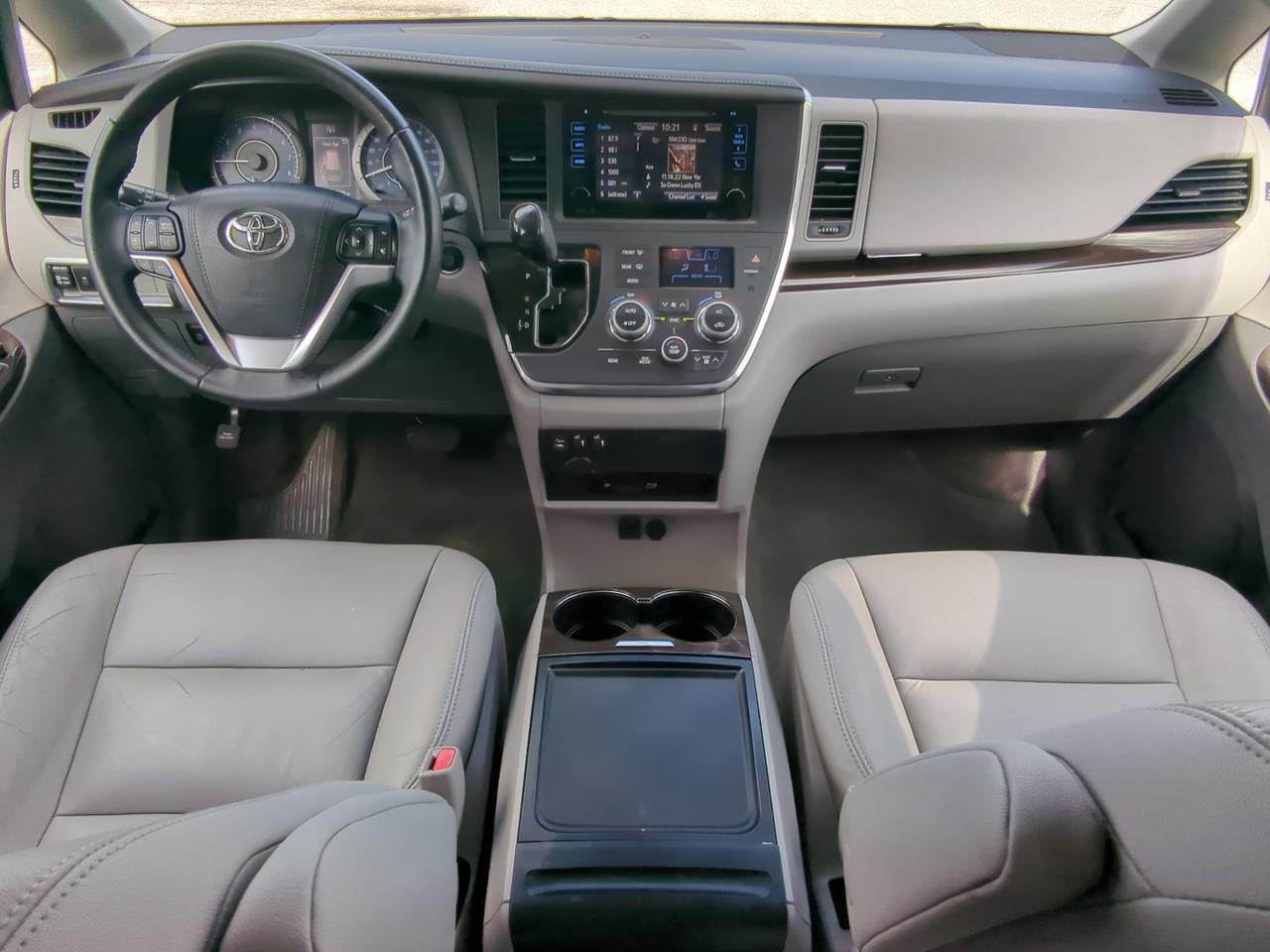 2016 Toyota Sienna XLE Premium Winder GA