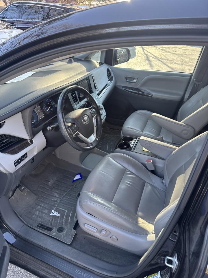 2016 Toyota Sienna XLE San Antonio TX