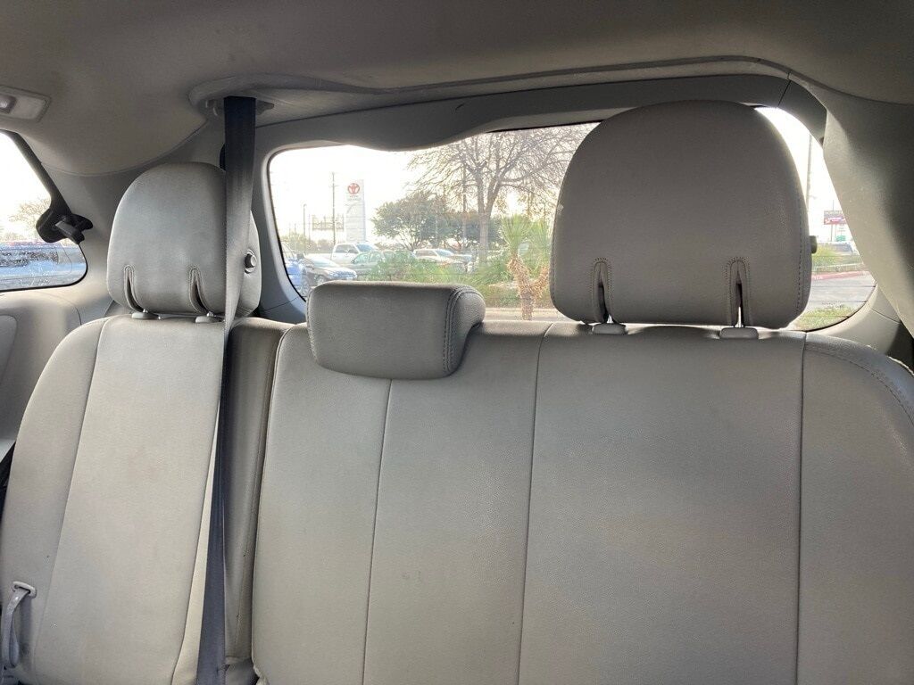 2016 Toyota Sienna XLE San Antonio TX