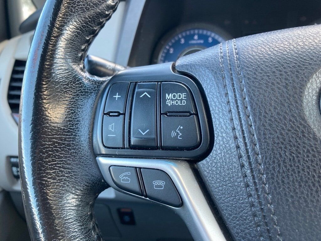 2016 Toyota Sienna XLE San Antonio TX