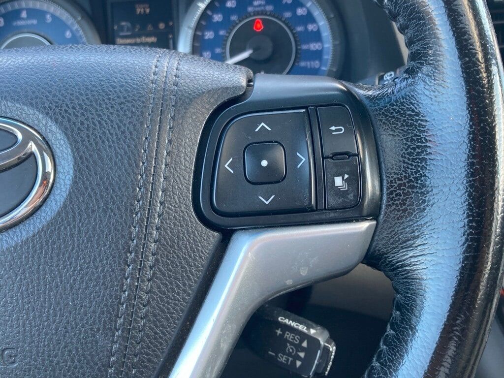 2016 Toyota Sienna XLE San Antonio TX