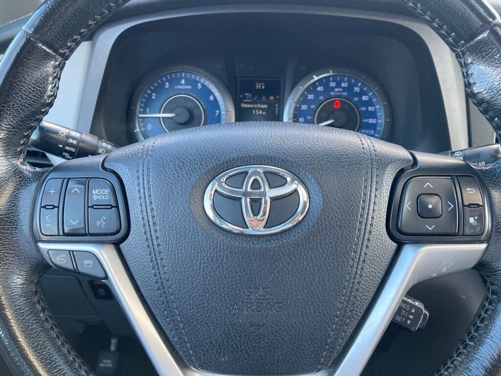 2016 Toyota Sienna XLE San Antonio TX