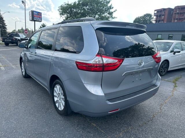 2016 Toyota Sienna XLE Worcester MA