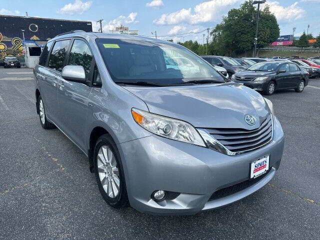 2016 Toyota Sienna XLE Worcester MA