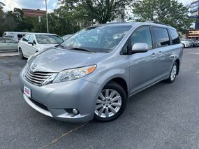 Toyota Sienna XLE 2016