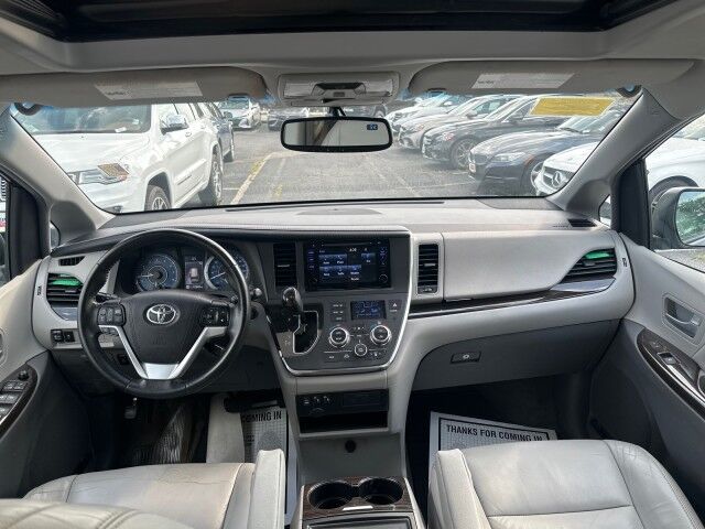2016 Toyota Sienna XLE Worcester MA