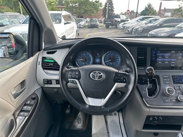 2016 Toyota Sienna XLE Worcester MA