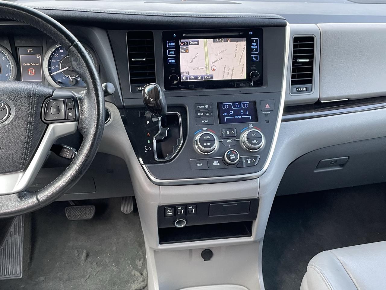 2016 Toyota Sienna XLE Alexandria VA