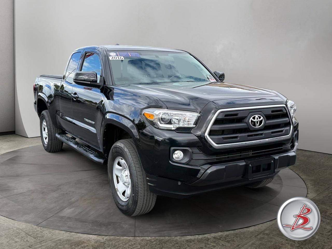 2016 Toyota TACOMA