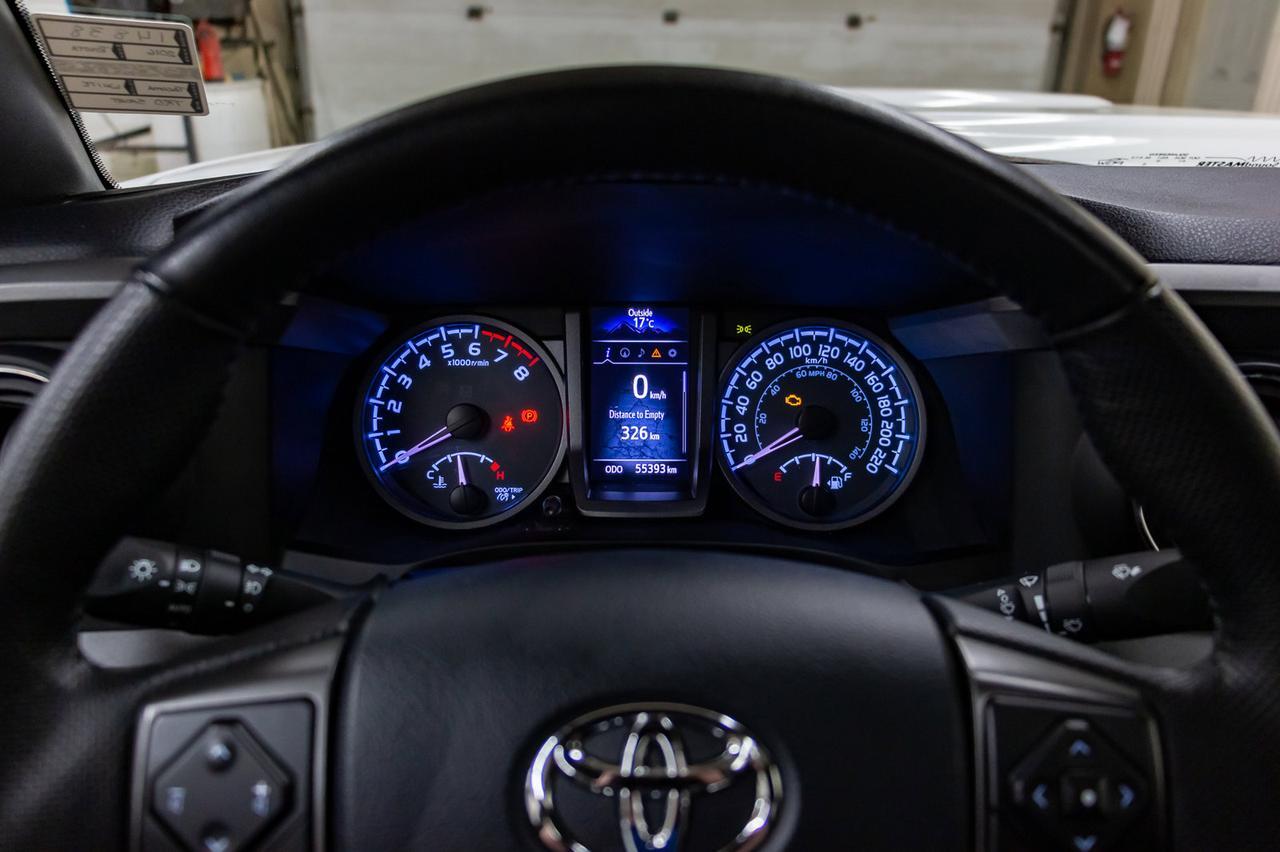 2016 Toyota Tacoma 4x4 Dbl Cab TRD Sport Manual Roof Bcam Red Deer AB