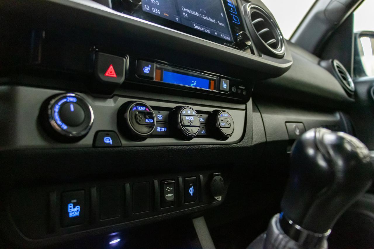 2016 Toyota Tacoma 4x4 Dbl Cab TRD Sport Manual Roof Bcam Red Deer AB