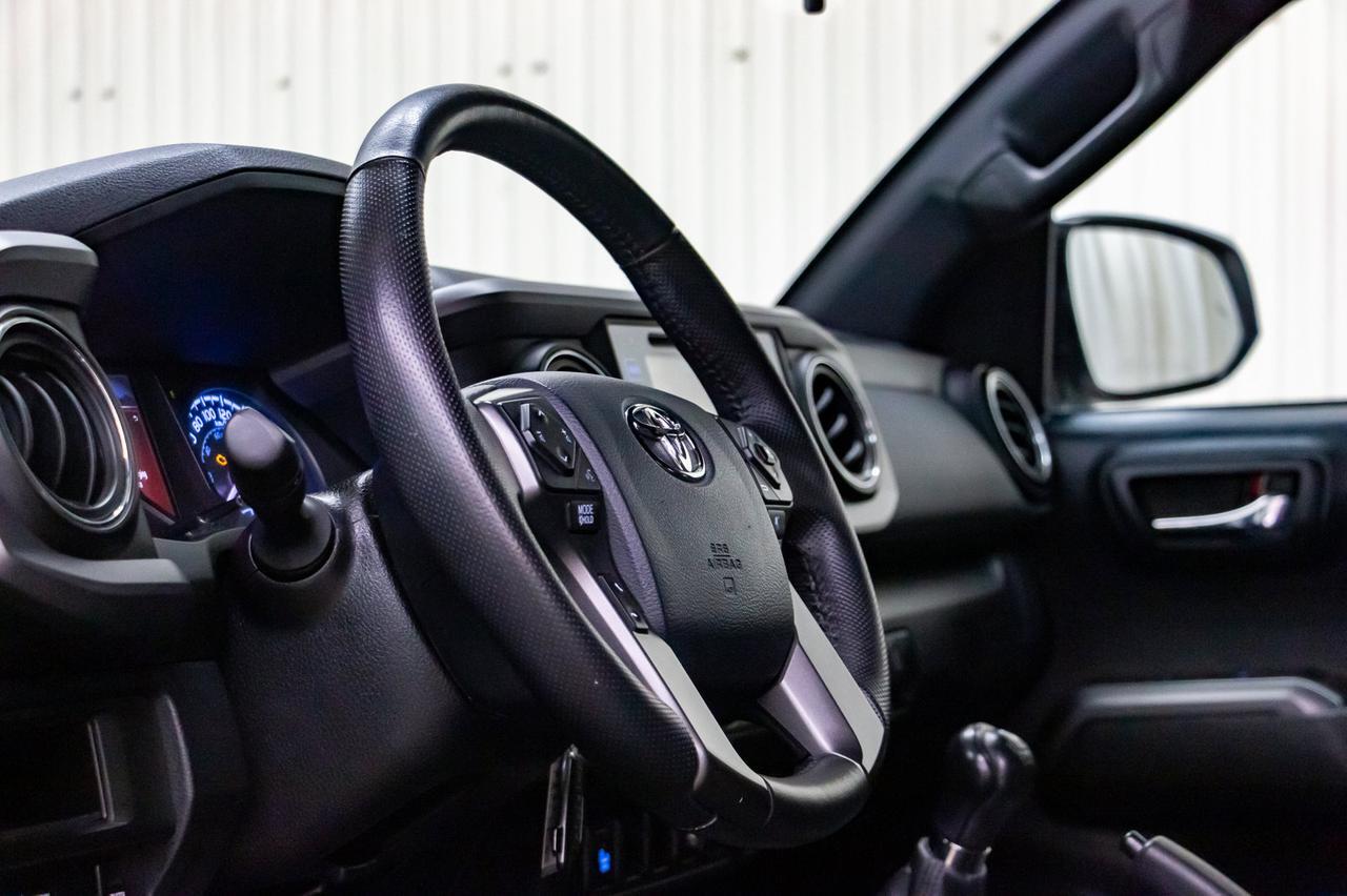 2016 Toyota Tacoma 4x4 Dbl Cab TRD Sport Manual Roof Bcam Red Deer AB