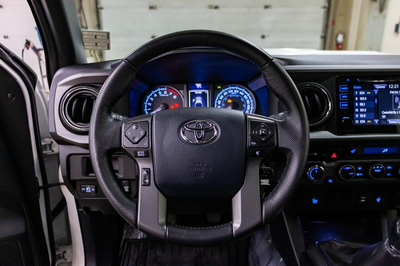 2016 Toyota Tacoma 4x4 Dbl Cab TRD Sport Manual Roof Bcam Red Deer AB