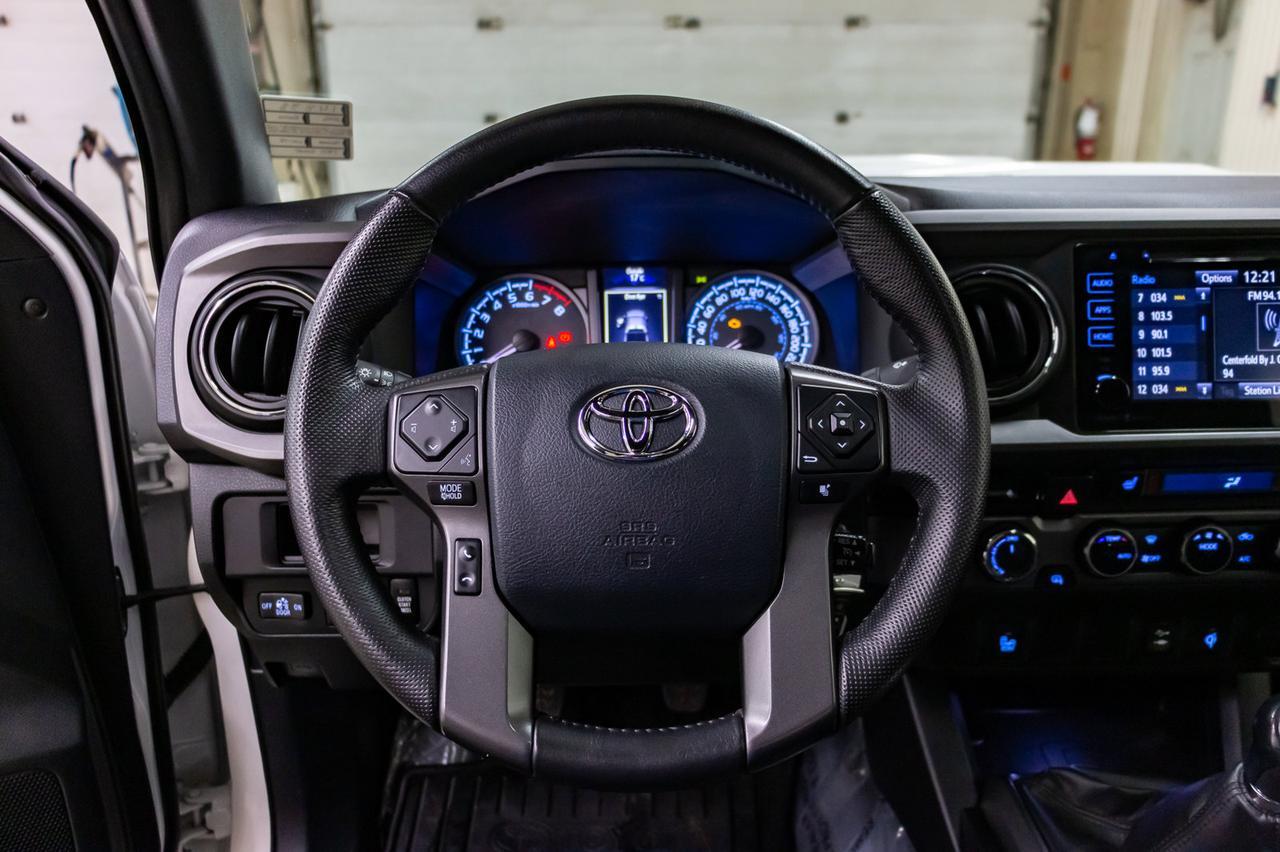 2016 Toyota Tacoma 4x4 Dbl Cab TRD Sport Manual Roof Bcam Red Deer AB