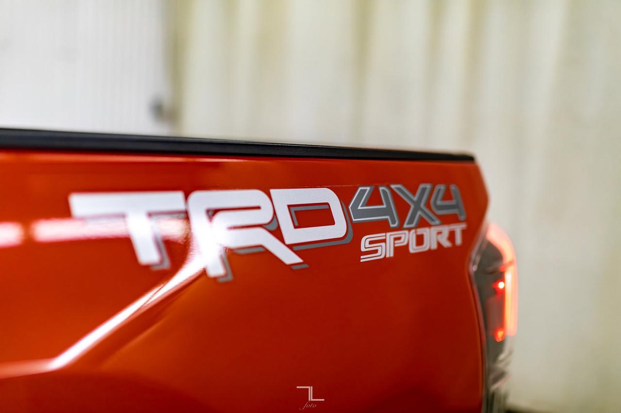 2016 Toyota Tacoma 4x4 Double Cab TRD Sport Manual Nav Roof BCam Red Deer AB