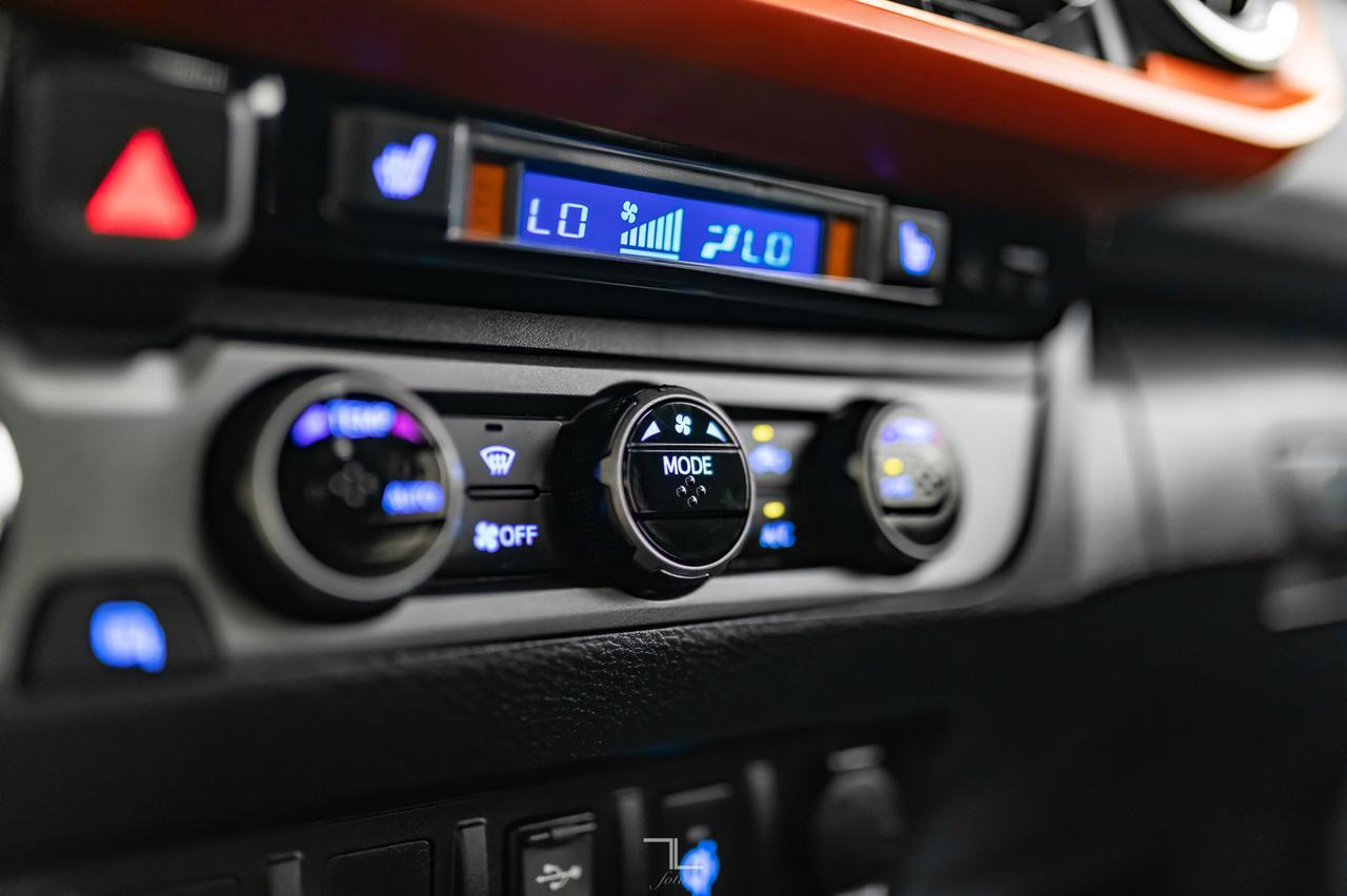 2016 Toyota Tacoma 4x4 Double Cab TRD Sport Manual Nav Roof BCam Red Deer AB