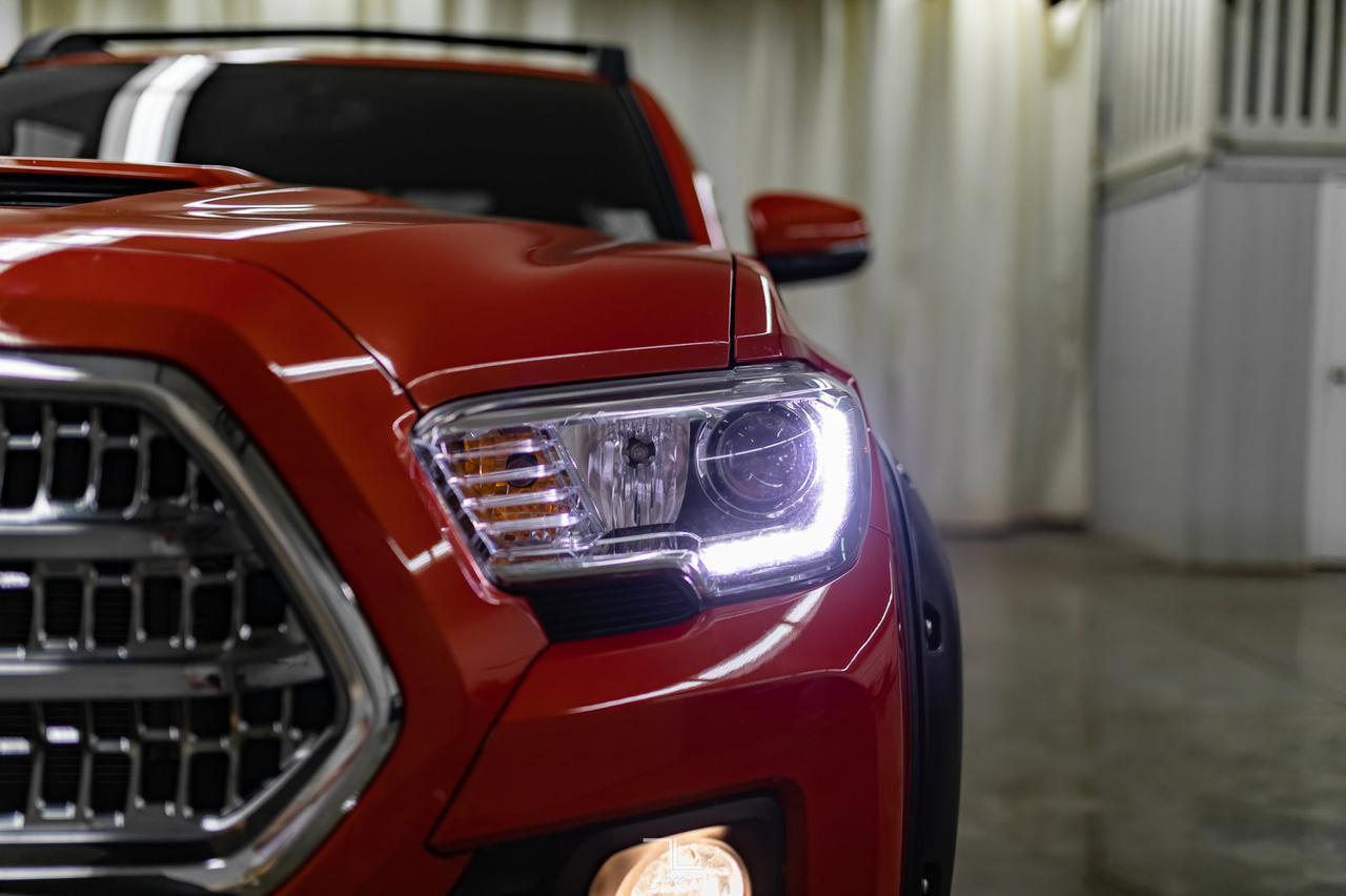 2016 Toyota Tacoma 4x4 Double Cab TRD Sport Manual Nav Roof BCam Red Deer AB