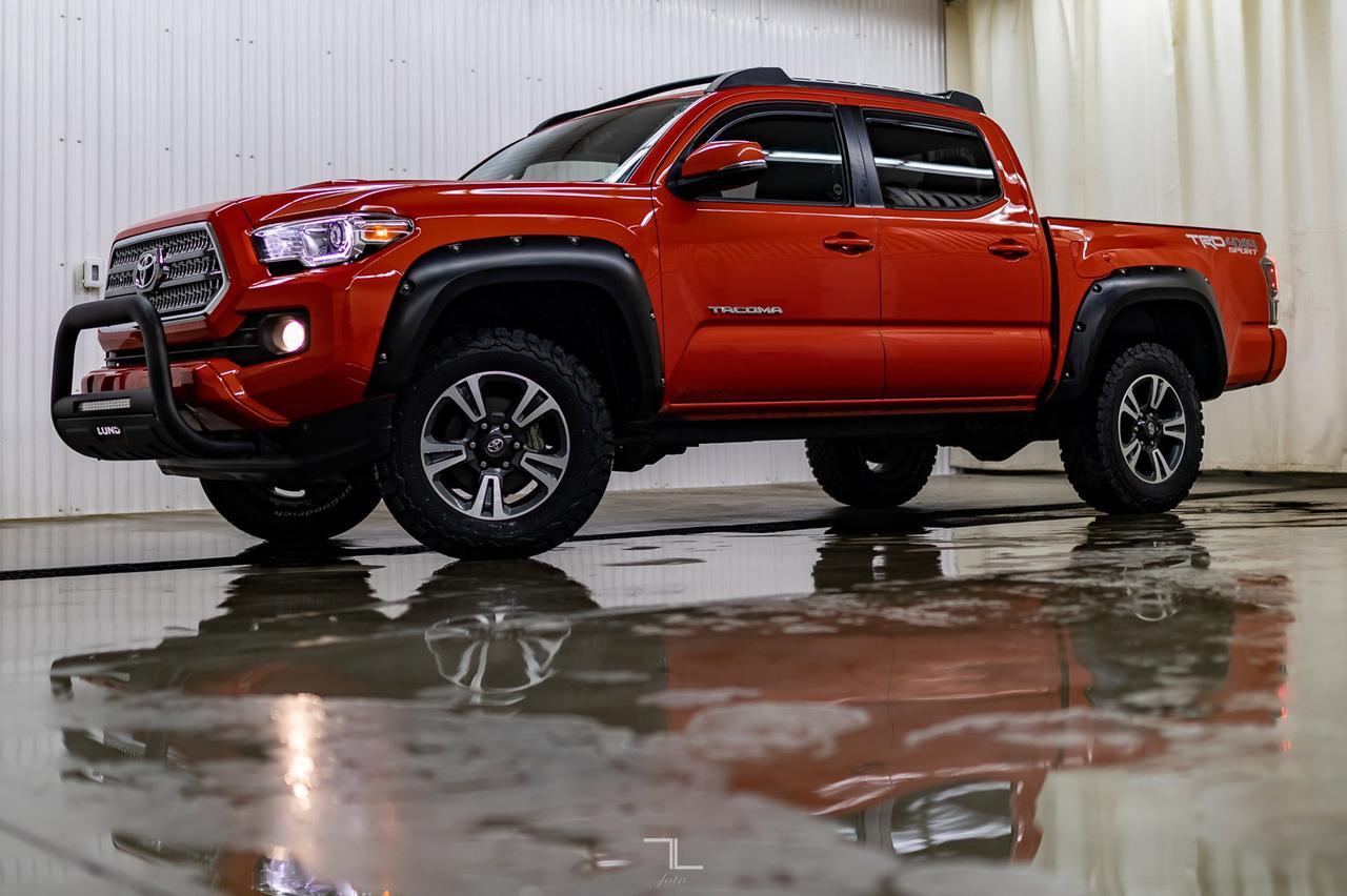 2016 Toyota Tacoma 4x4 Double Cab TRD Sport Manual Nav Roof BCam Red Deer AB