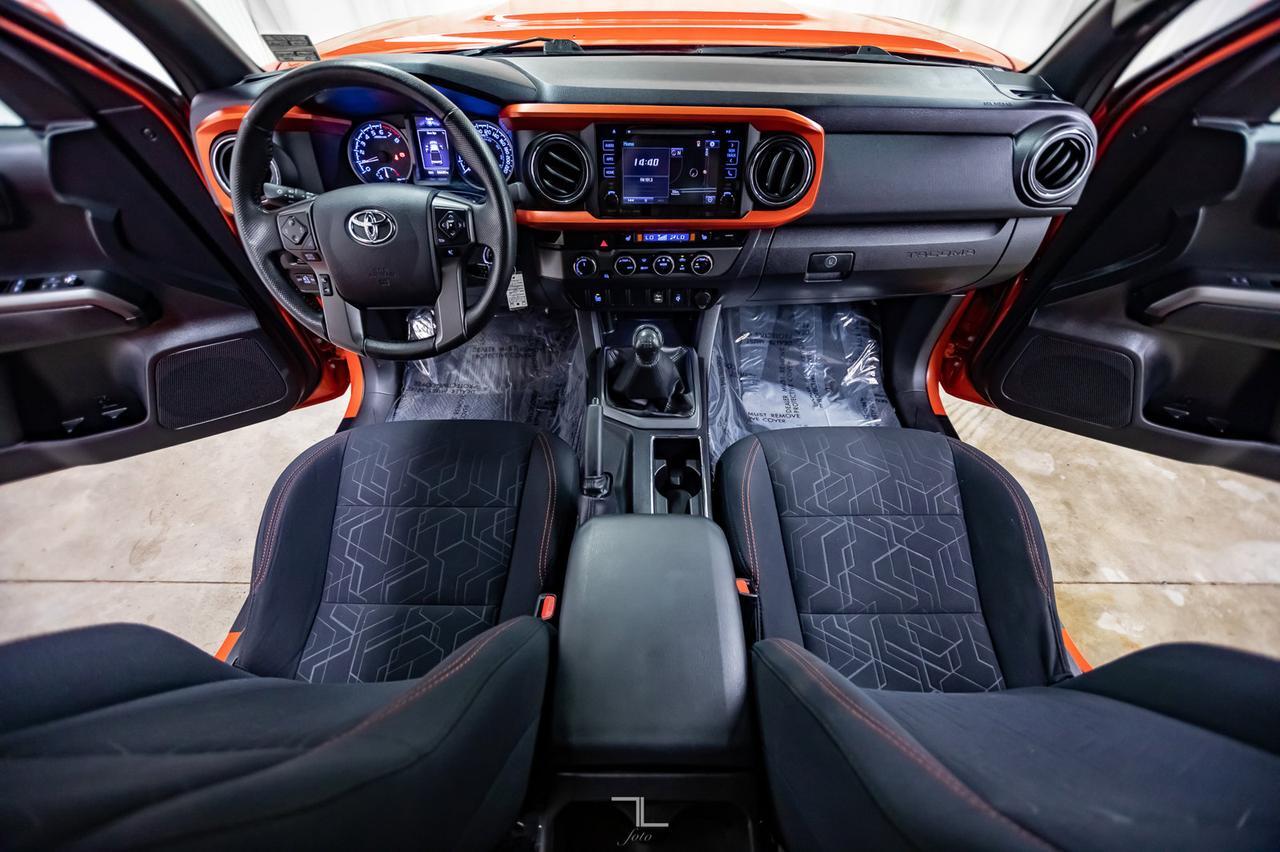 2016 Toyota Tacoma 4x4 Double Cab TRD Sport Manual Nav Roof BCam Red Deer AB