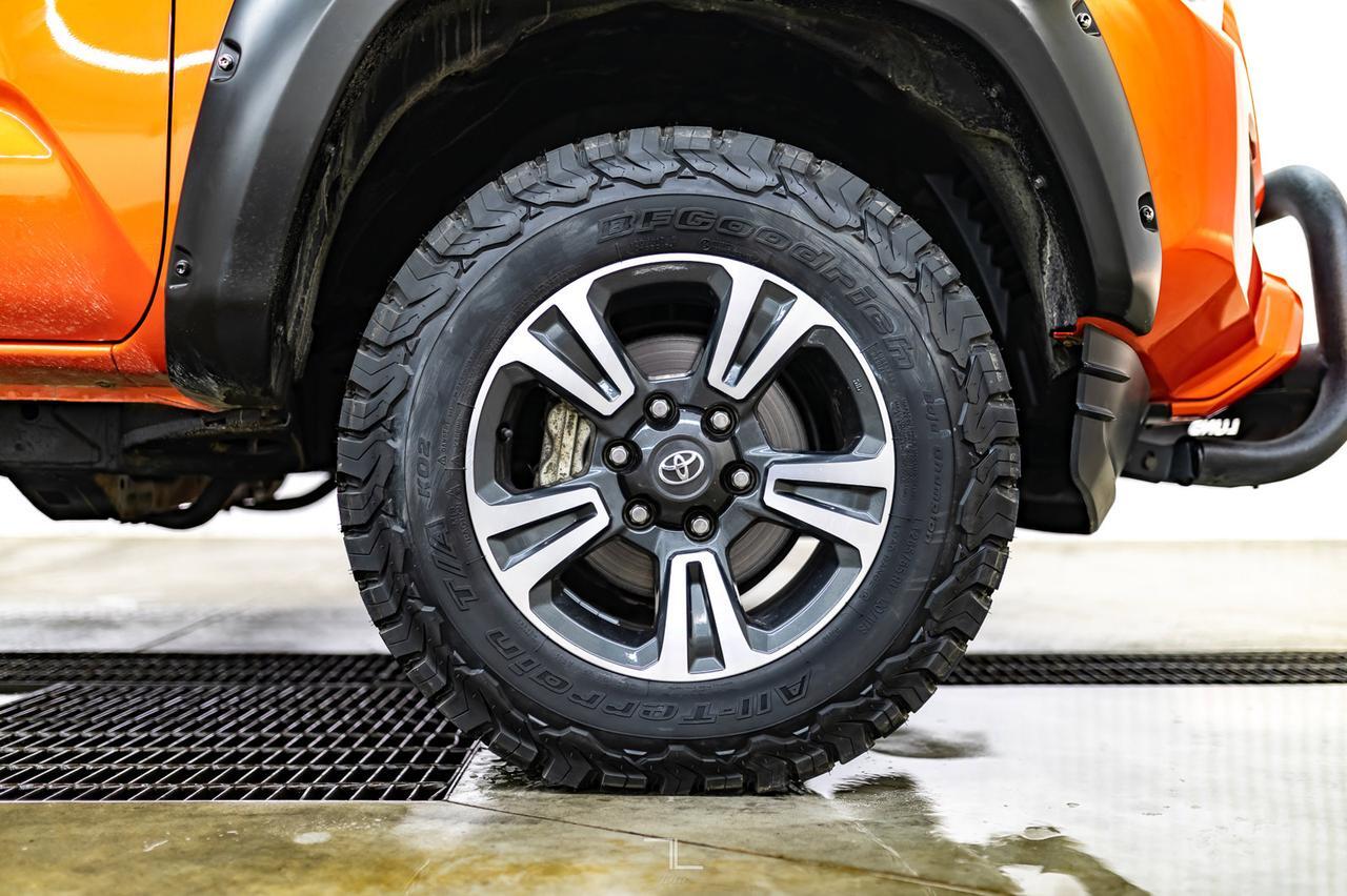 2016 Toyota Tacoma 4x4 Double Cab TRD Sport Manual Nav Roof BCam Red Deer AB