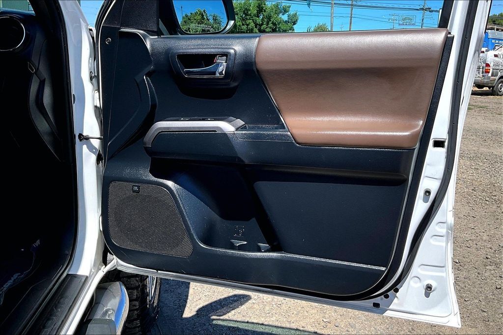 2016 Toyota Tacoma Limited OR