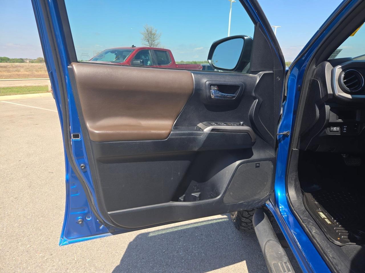 2016 Toyota Tacoma Limited Castroville TX