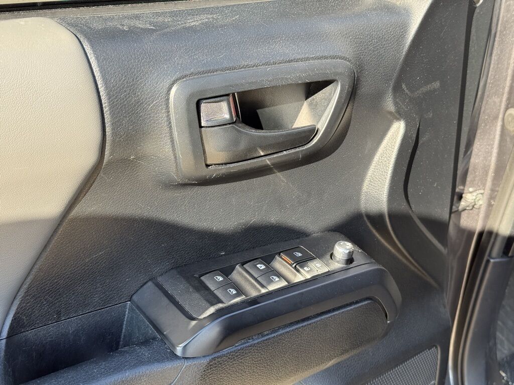 2016 Toyota Tacoma SR Crestwood KY