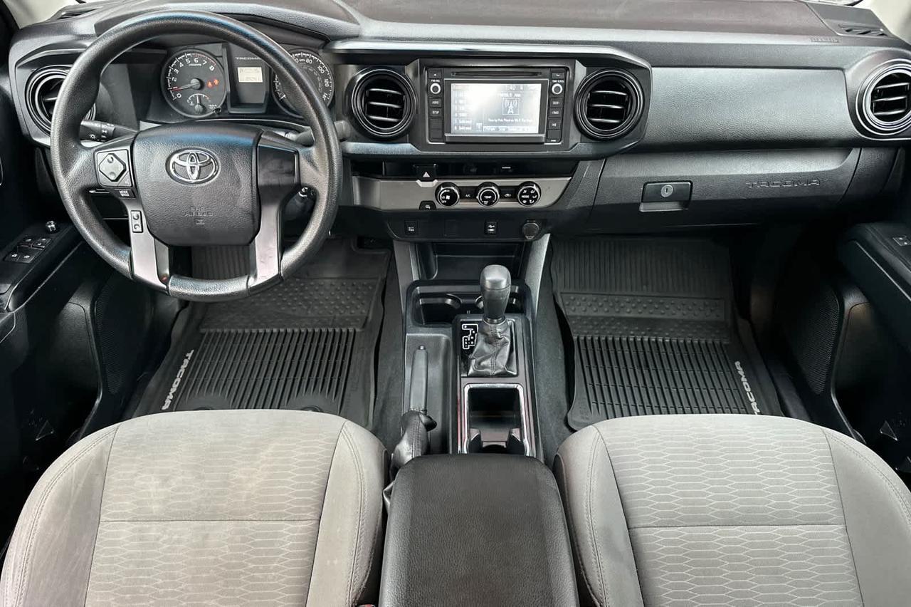 2016 Toyota Tacoma SR
