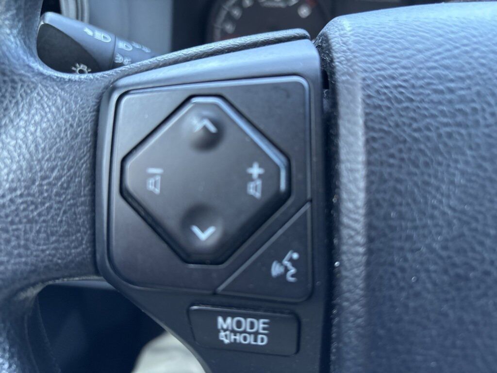 2016 Toyota Tacoma SR