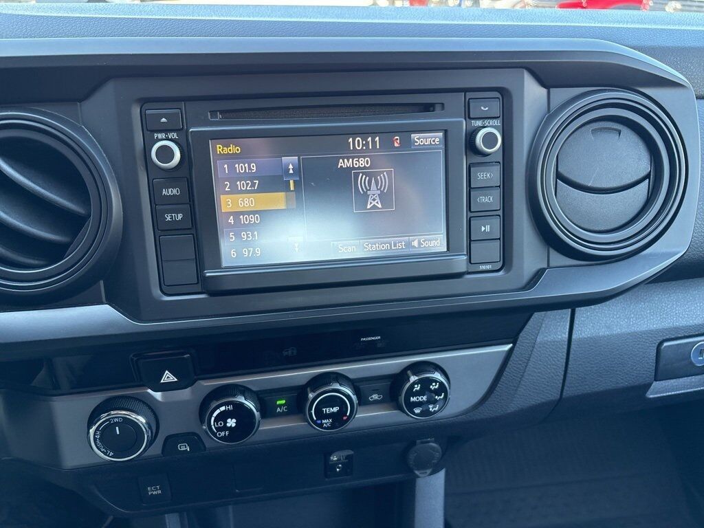 2016 Toyota Tacoma SR