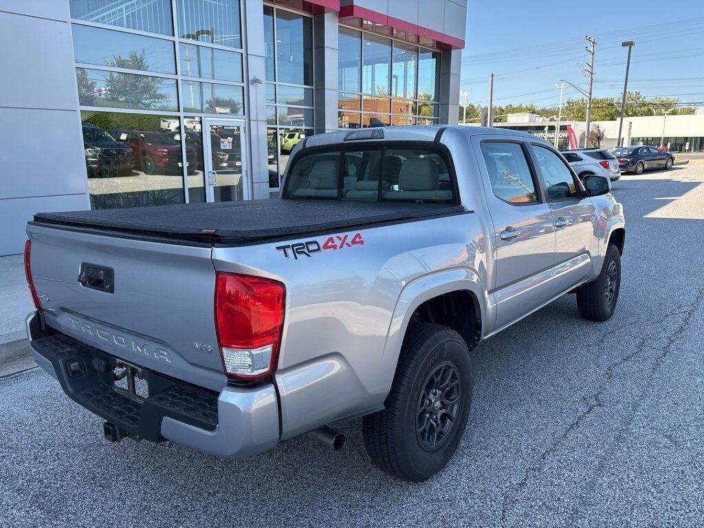 2016 Toyota Tacoma SR
