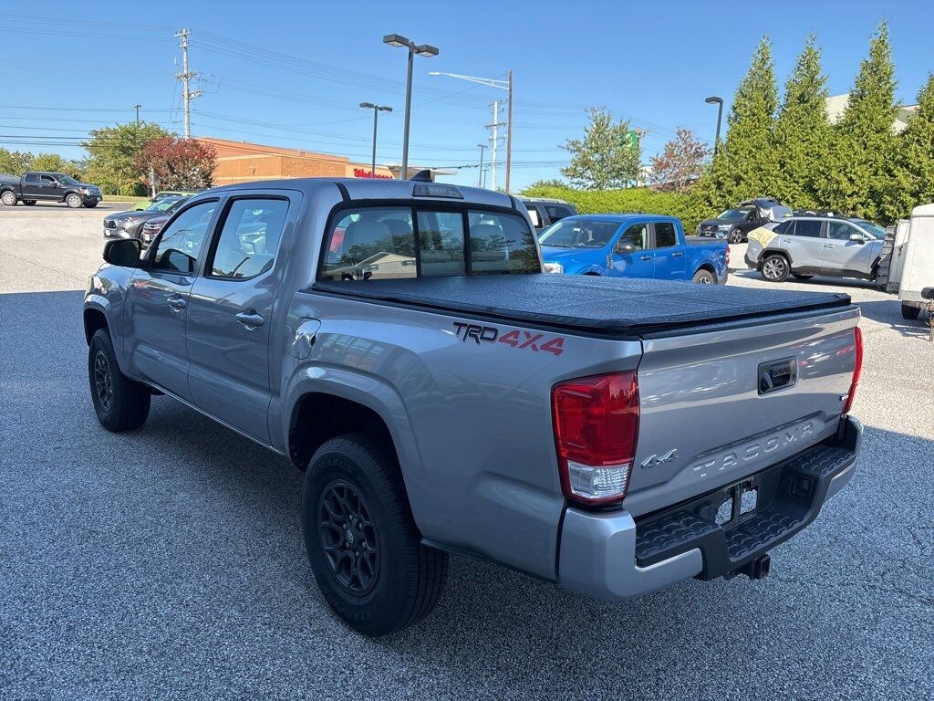 2016 Toyota Tacoma SR