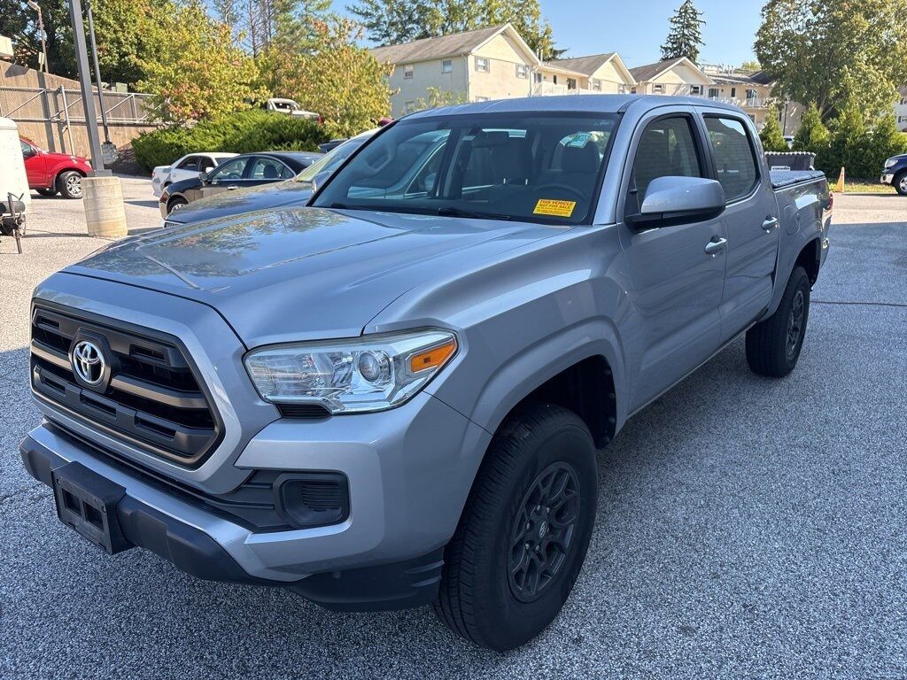2016 Toyota Tacoma SR