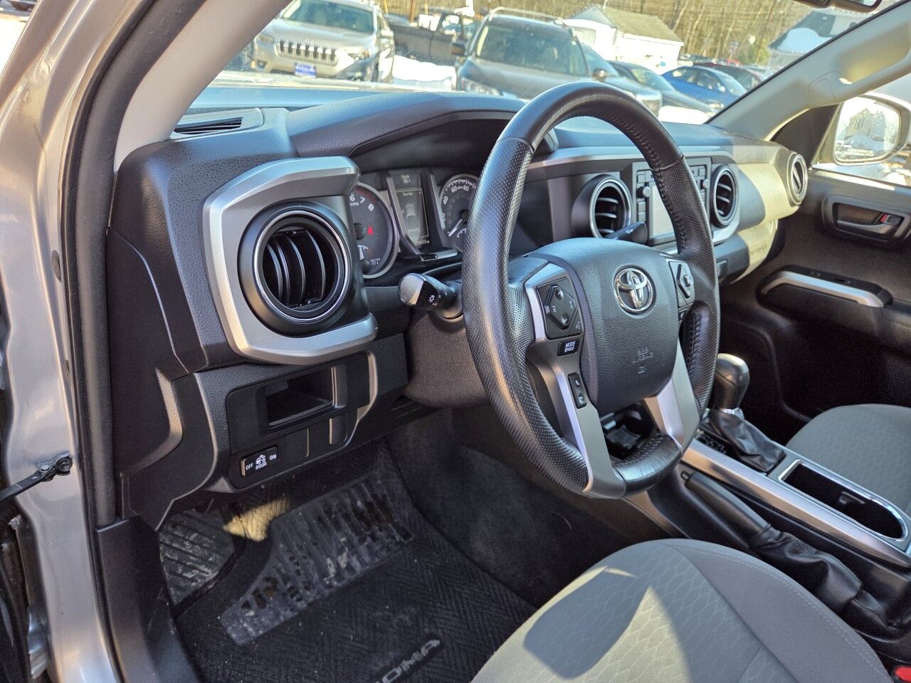 2016 Toyota Tacoma SR5 Charlton MA