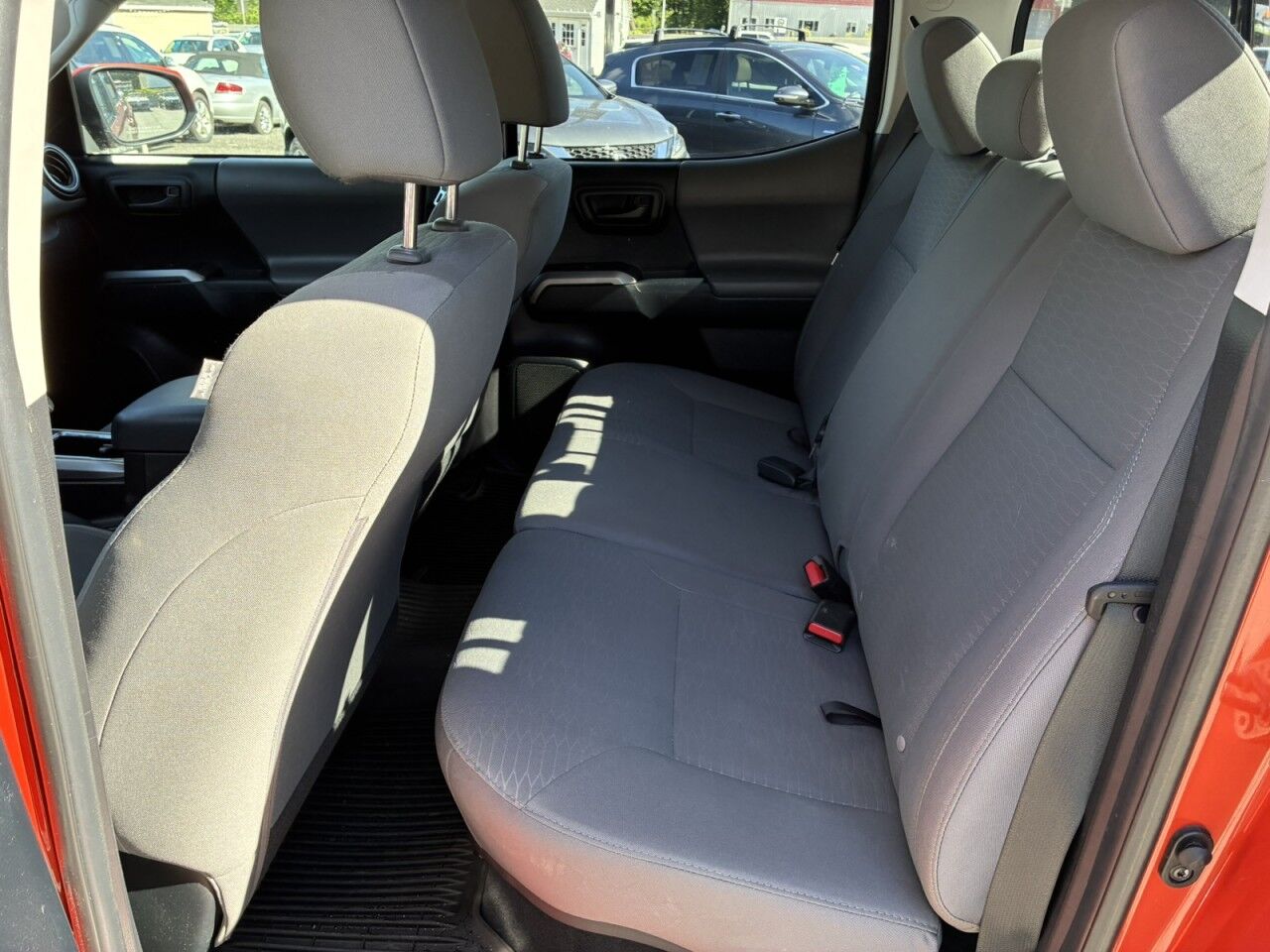 2016 Toyota Tacoma SR5 Charlton MA