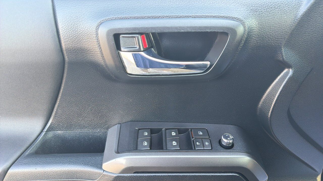 2016 Toyota Tacoma SR5 Sherwood Park AB